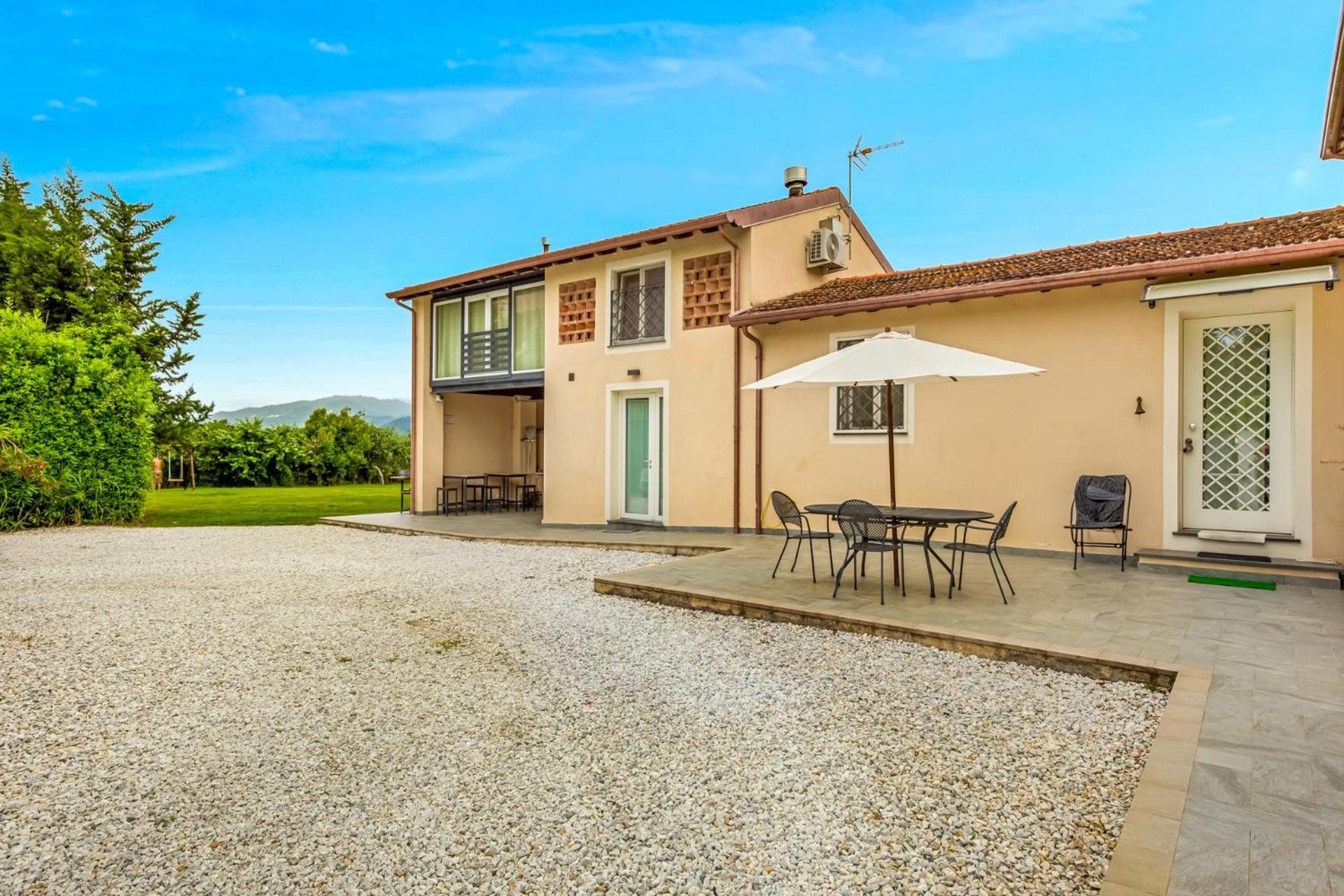 Vistalago Versilia Масароза Екстериор снимка